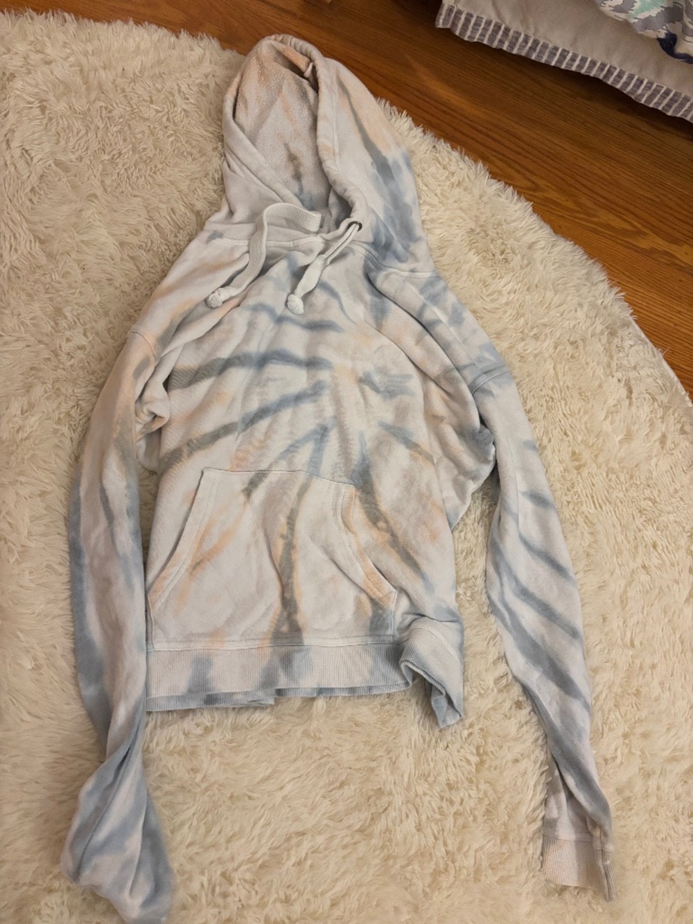 Tie die sweatshirt